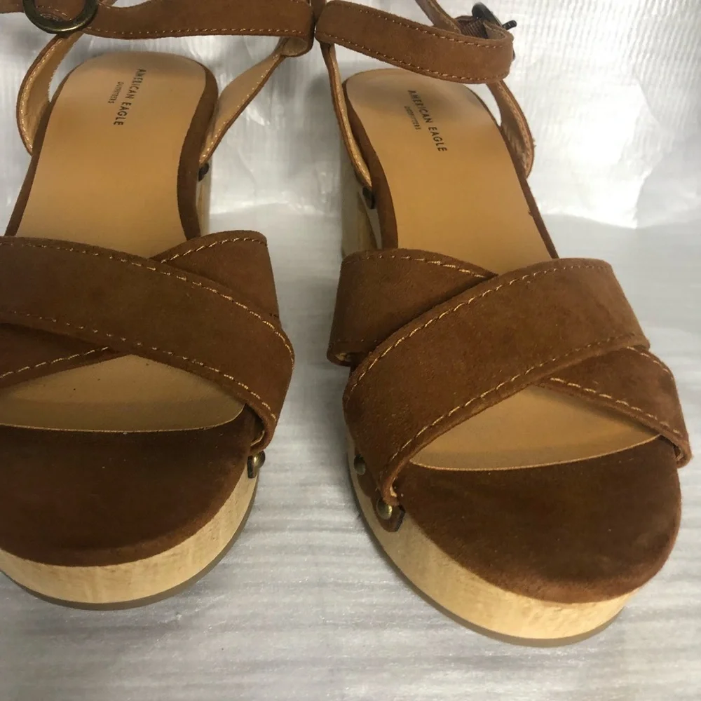 American Eagle Womens‎ Platform Sandals 8 Brown Wooden Chunky Heel Retro